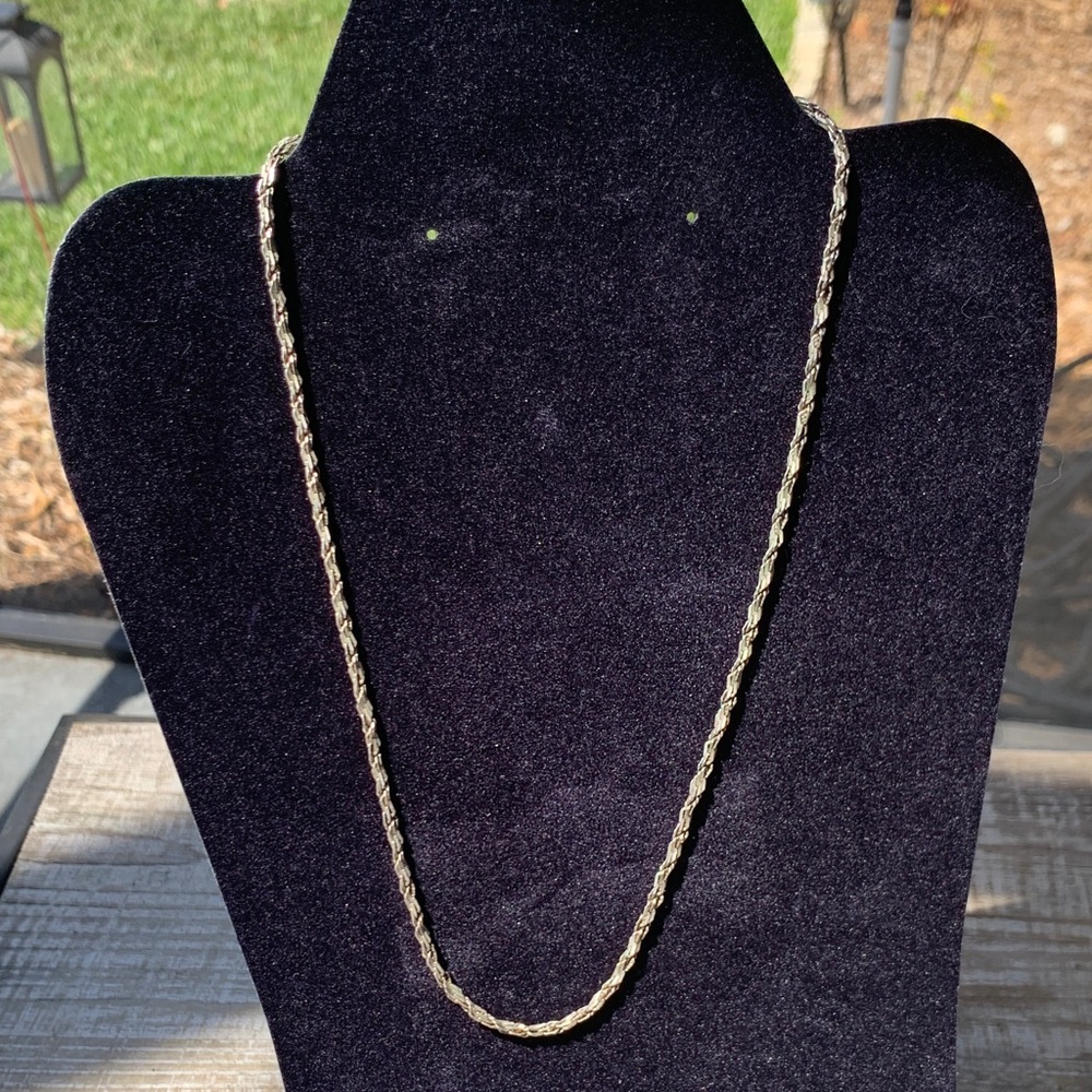 Elegant Gold Rope Chain Necklace